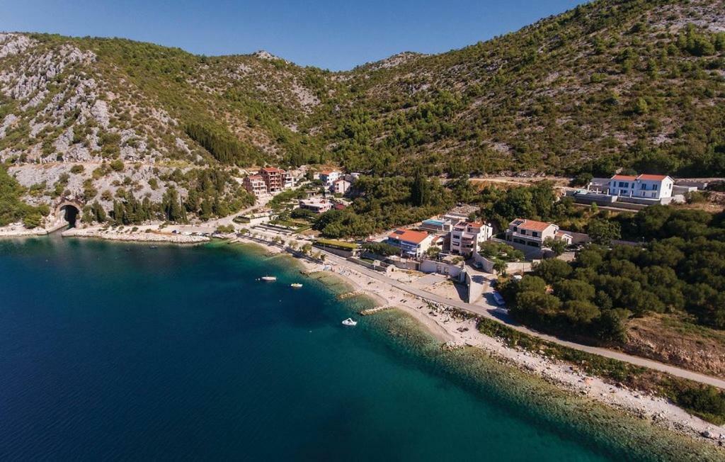 Apartmani Kremena Small Beach 200M Klek Exterior photo